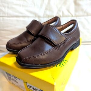 Smartfit Boy's Brown Skid Resistant Dress Shoes Size 5 1/2W